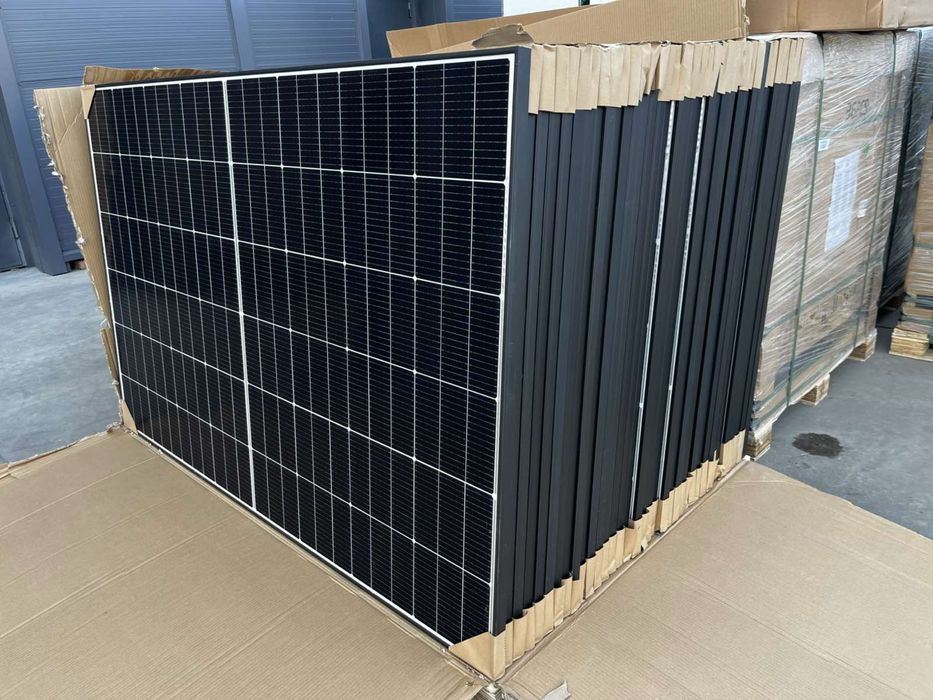 Сонячні панелі Trina Solar