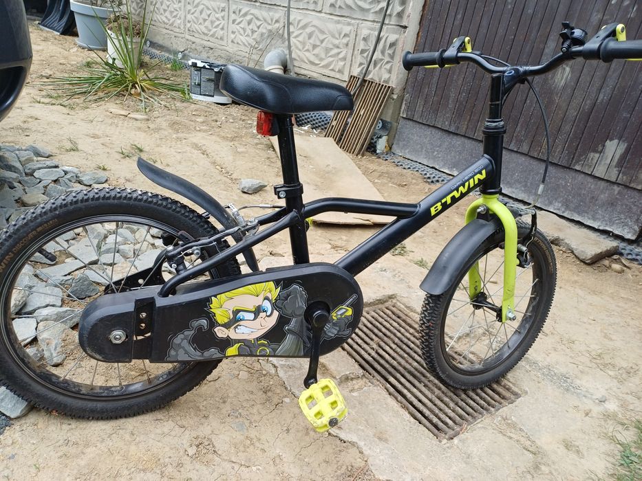 Rower Btwin Dark Hero 16 cali