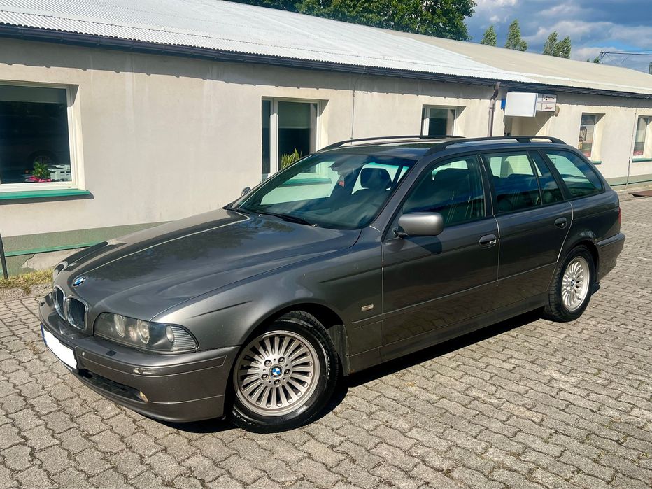 Bmw e39 2003r*2.5benzyna*192ps*xenon*climatronic*2 komplety alufelg*