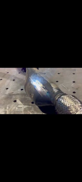 Oferuję profesjonalne czyszczenie laserowe (laser ciągły 300W) –