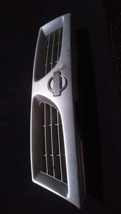 Grelha Frontal Nissan Almera I (N15)