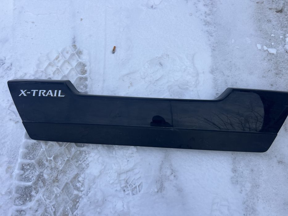 Накладка На Кришку Багажника Nisan X-Trail T31 2007-2014r Оригінал