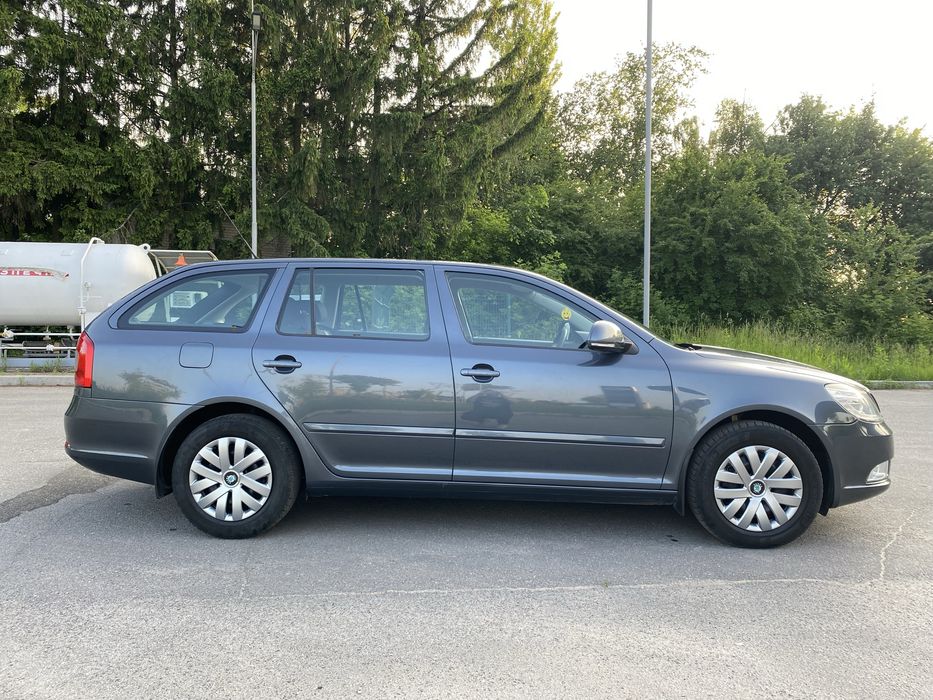 Шкода А5 Рестайлінг Бензин Універсал