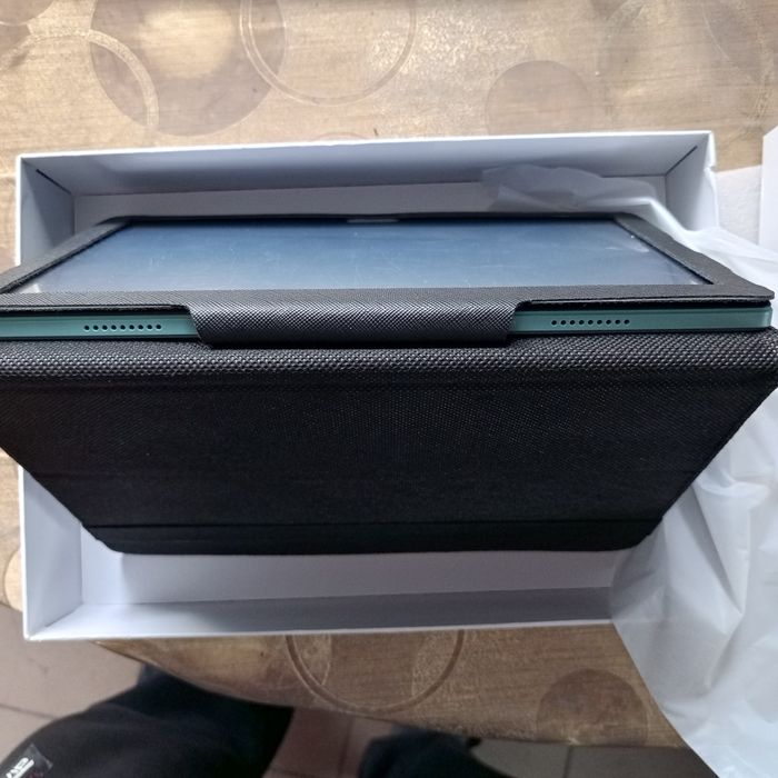 НОВИЙ Планшет ІPad Air  13 pro + Bluetooth клавіатура