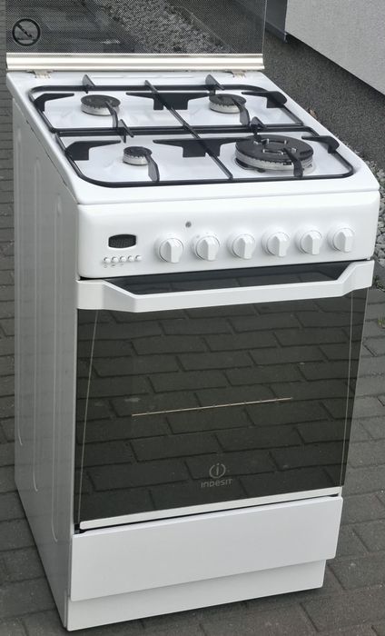 Kuchenka Indesit z transportem,Gwarancja