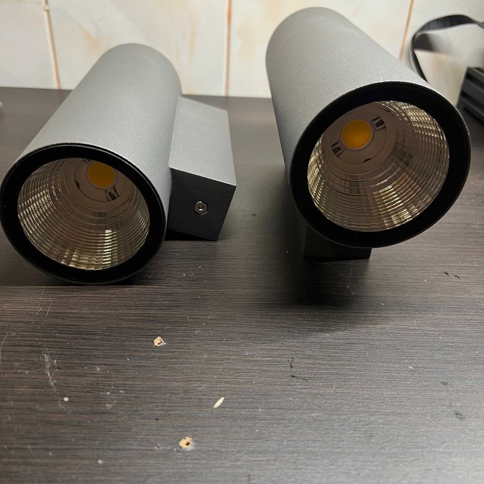 Lampy zewnętrzne LED – kinkiety PXF Lighting IP65 – 2 szt. – nowe