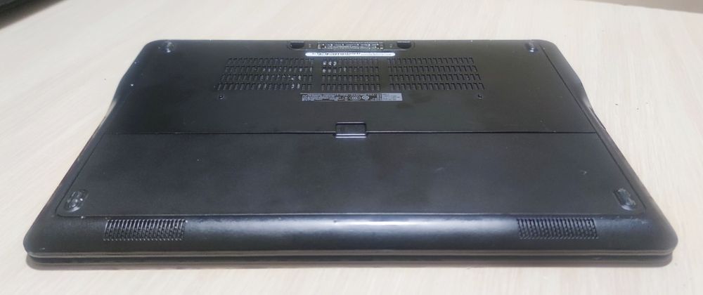 Ноутбук Dell Latityde E7450 14"