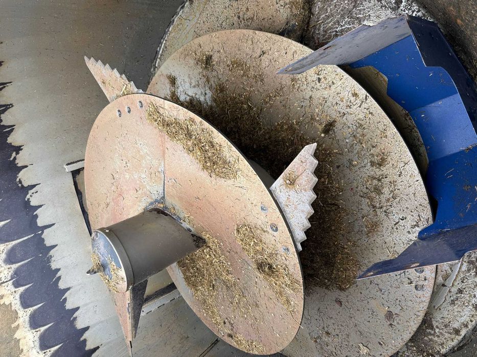 Wóz paszowy 10m3 paszowóz siloking