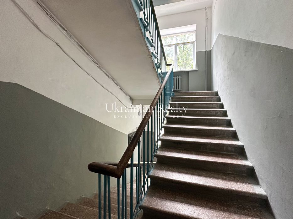 Продаж 2к квартири вул. Джона Маккейна 37 БЕЗ %