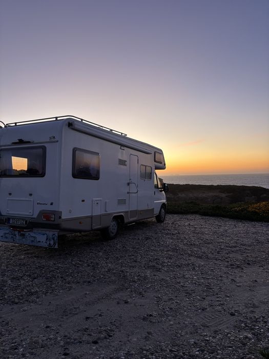 Aluguer autocaravana 7 pessoas | desde 90€/dia
