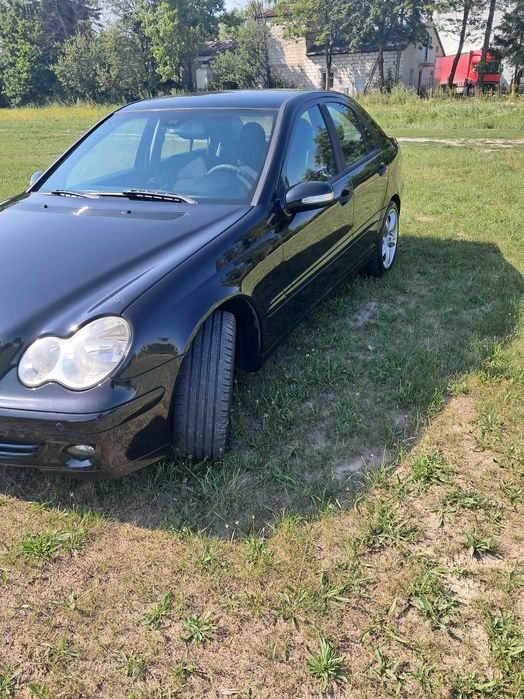 Mercedes C 200 2006 rok pierwszy właściciel w kraju