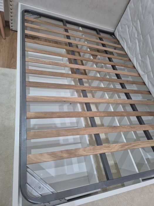 Cama em otimo estado