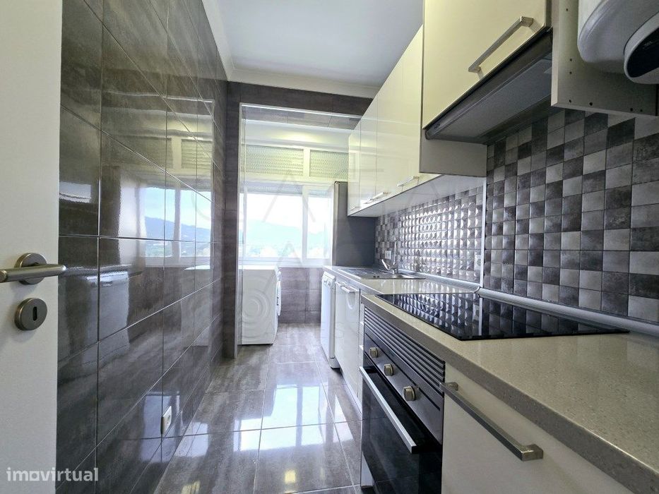 Apartamento de 3 assoalhadas no Bairro do Liceu para arrendar