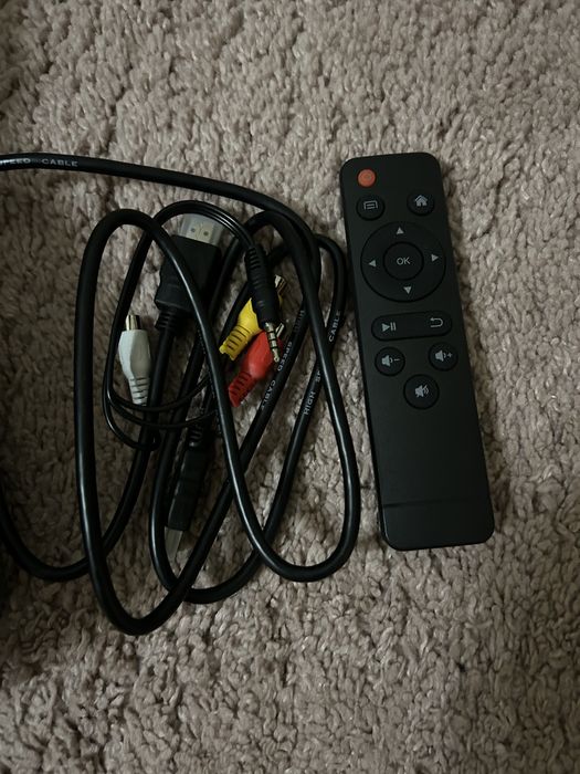 Проектор Yoton