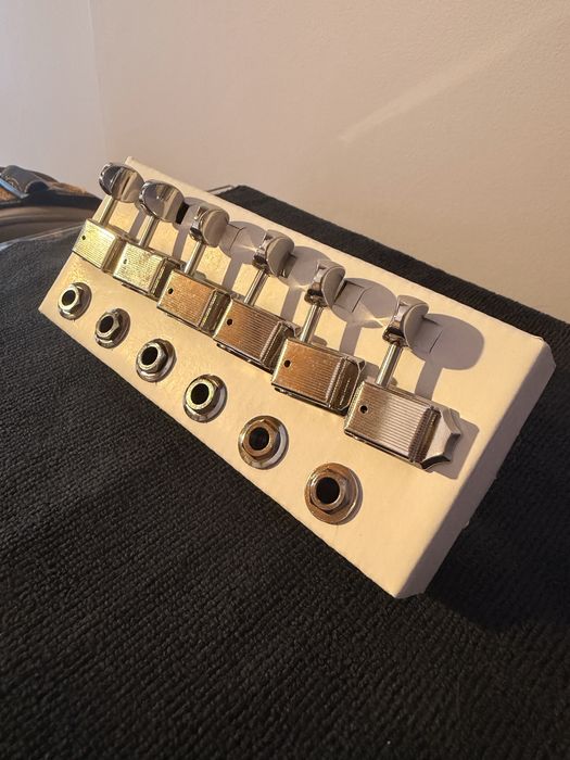 Klucze do gitary elektrycznej Fender ClassicGear Tuning Machines