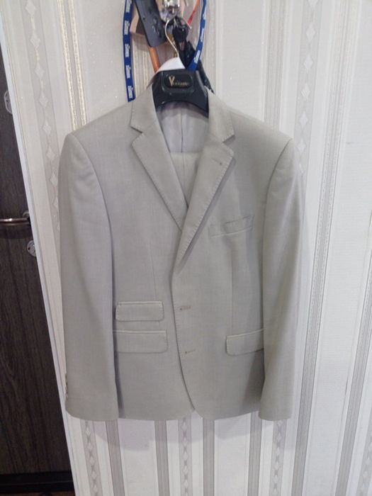 Костюм чоловічий