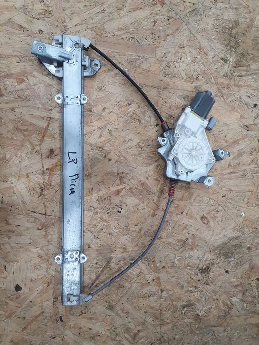 Mechanizm szyby silniczek lewy Nissan Micra k12 04r 3 drzwi