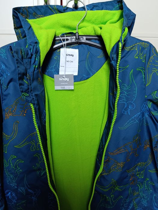 Nowa kurtka wiatrówka Sinsay r. 140