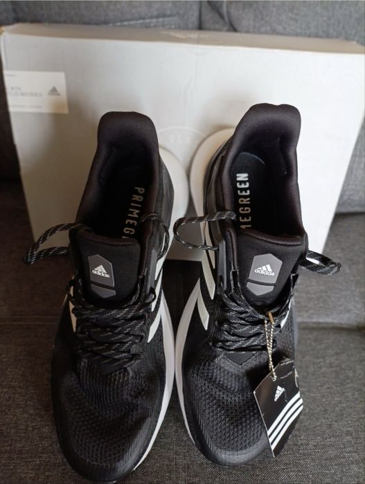 Продам Кросовки adidas