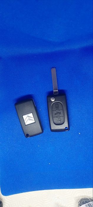Chaves Citroën e Peugeot com Chip Placa Electrónica Lâmina Pilha Novas
