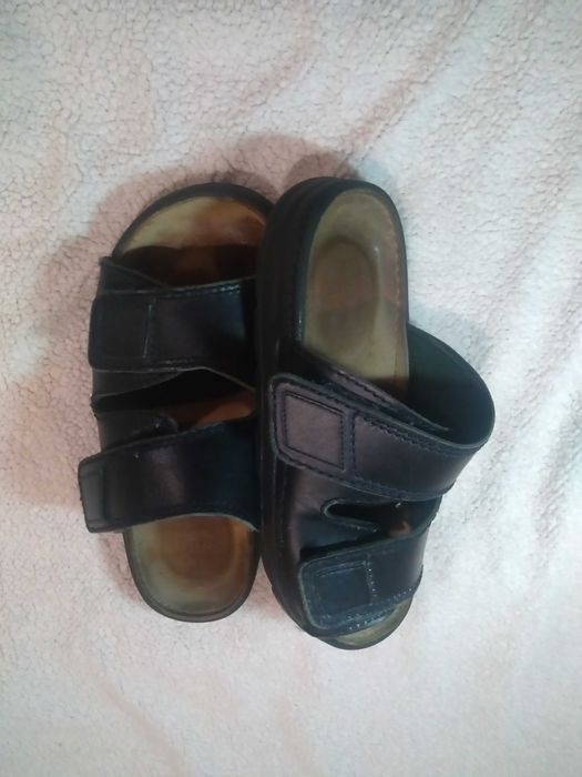 Мужские фирменные,кожаные шлепанцы