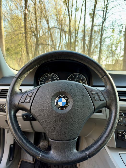 BMW 320i E90 170к.с.