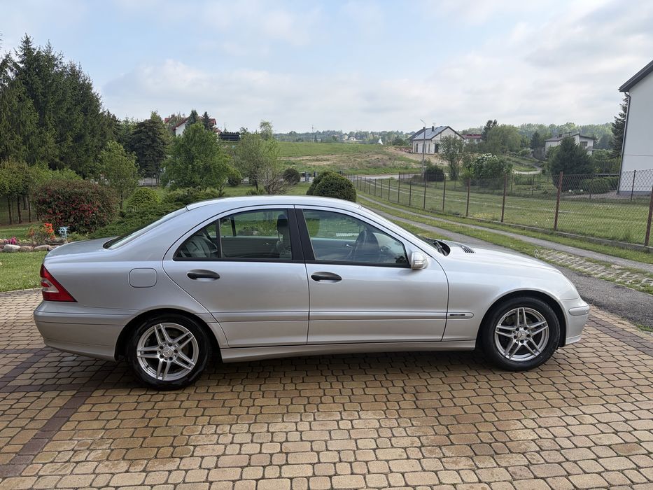 sprzedam mercedesa w203 c180 1.8 kompressor + LPG