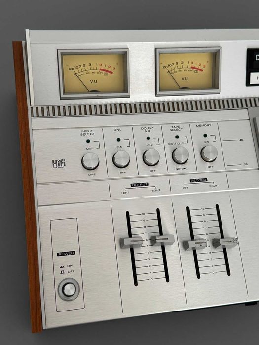 Vintage Magnetofon kasetowy Hitachi D-2750 Unikat Hi-Fi