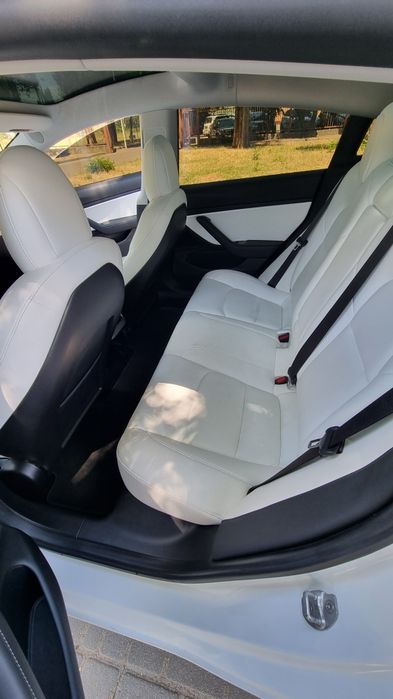 Tesla model 3 Long Range 75