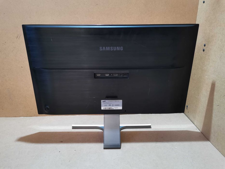 Монітор Samsung / 28" - 3840x2160 (4K UltraHD) - TN / HDMI