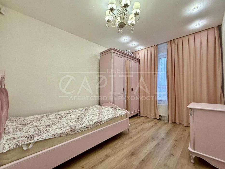 Оренда двоповерхової квартири в ЖК Повітрофлотський квартал Шолуденка