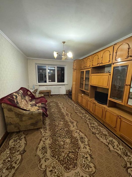 Продаж 2 кімнати в гуртожитку Виставка