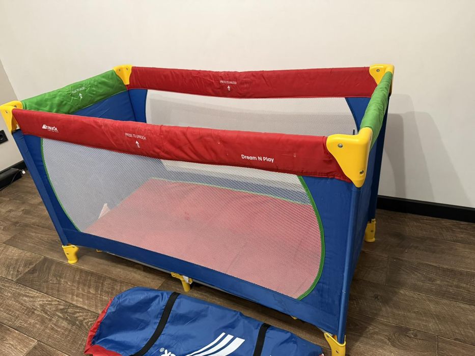 Продам Манеж детский