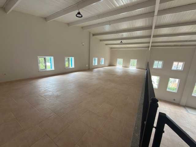armazém (espaço comercial)