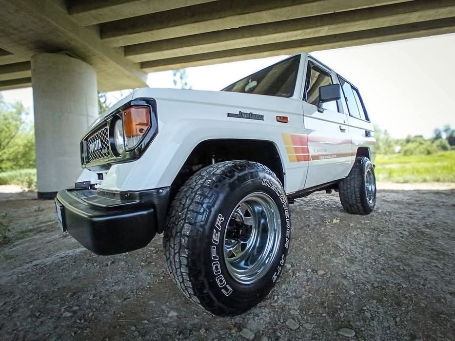 Toyota Land Cruiser