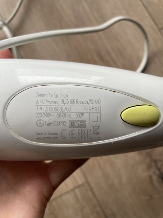 Silnik z obudową do blendera ręcznego Zelmer ZHB0608L/03