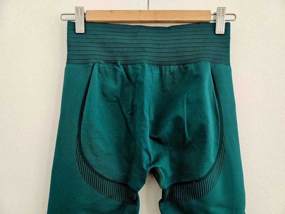 H&M S DryMove leginsy sportowe push up bezszwowe na siłownię