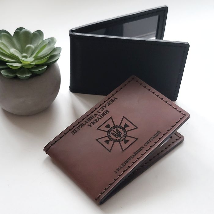 Шкіряні обкладинки для нового посвідчення ДСНС  з відділом під жетон