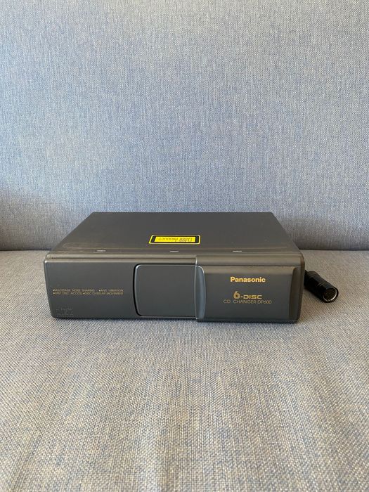 Zmieniarka płyt CD Panasonic DP600