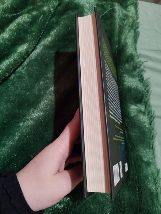 "Усі небезпечні речі" Стейсі Віллінгем