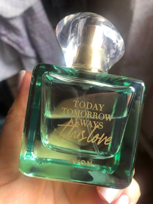 Жіночі парфуми Avon This Love Imari LBD