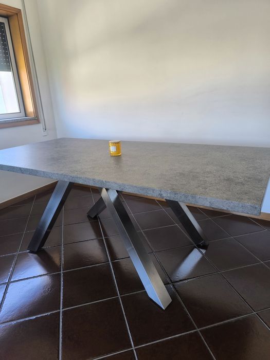 Mesa de Jantar usada