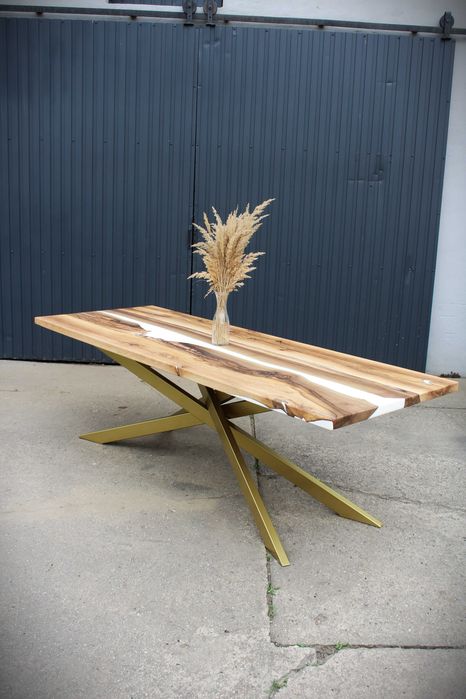 Stół z żywicy epoksydowej na wymiar Stolarz noga X orzech dąb biały