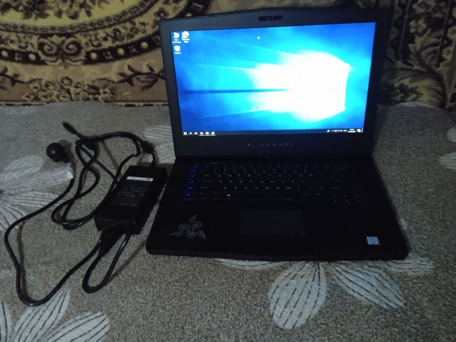 Ігровий ноутбук Alienware R3 / i7 / GTX 1060