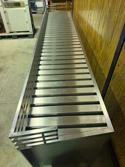Bancada Industrial Em Aço Inox Grande (3m X 60cm) Com Gaveteiro