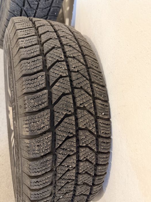 Felgi aluminiove Inter Action Vw t6/t5 opony zima