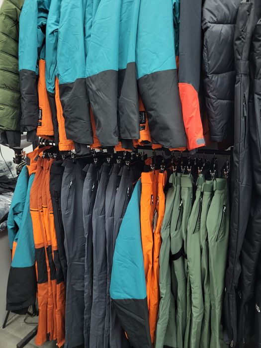 Продам мужскую лыжную куртку O'Neill Diabase онилл горнолыжная сноубор