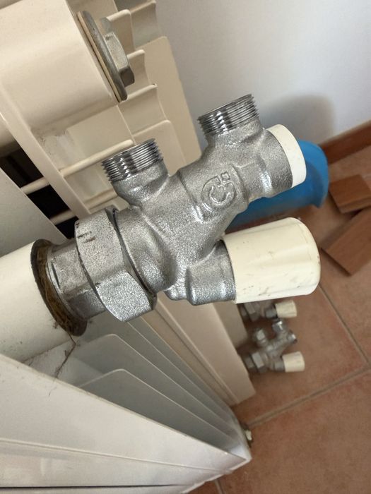 Conjunto de 4 radiadores Roca