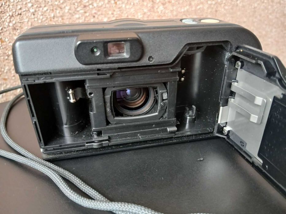 Фотоапарат Canon