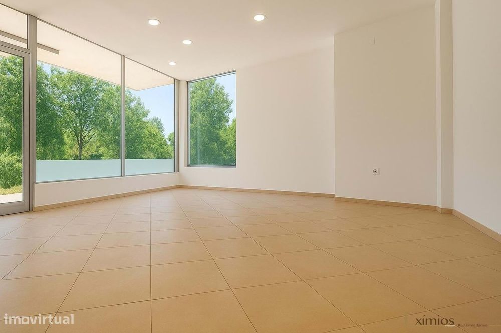 Loja para venda, na Póvoa de Varzim